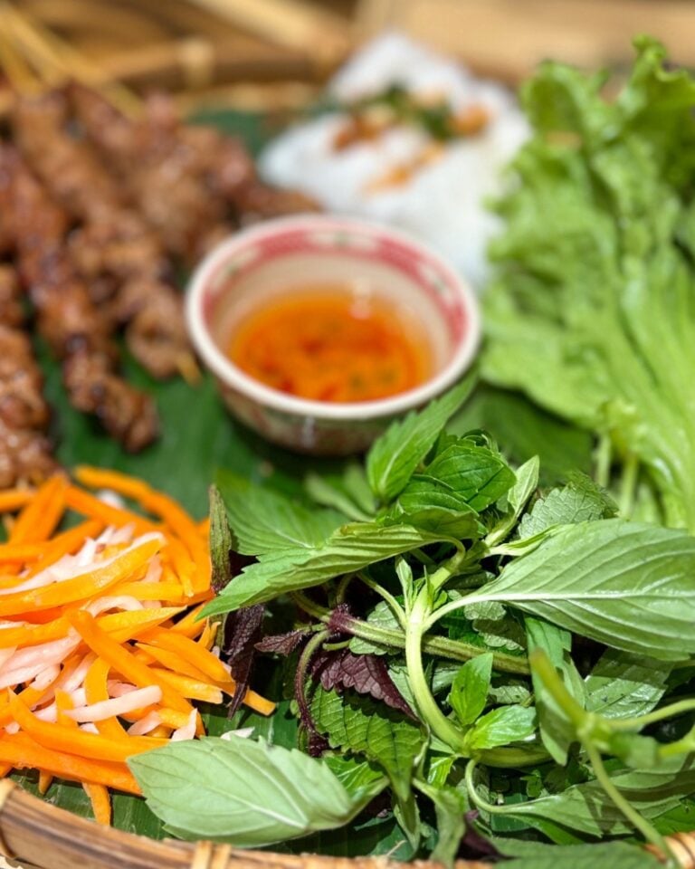 Hva har en Airbnb i Ho Chi Minh og en god messestand til felles? Få messestand tips om å skille seg ut, engasjere og gi gjestene en unik opplevelse.